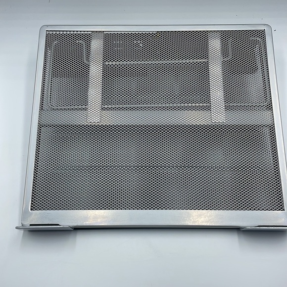Rubbermaid Rolodex Adjustable Laptop Stand/Riser Aluminum Mesh - Picture 2 of 7